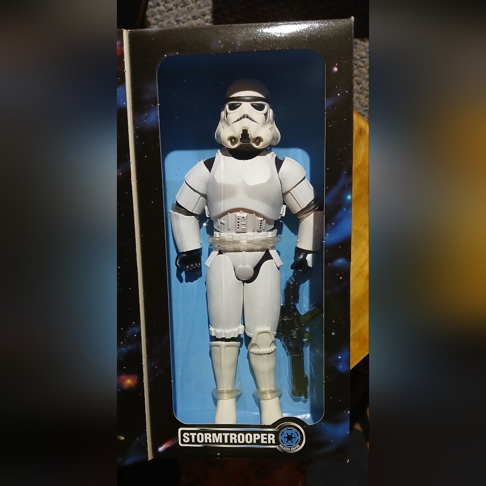Star Wars Stormtrooper Collector Series - White and Black - Picture 2 of 6